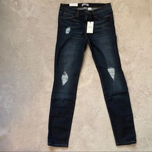 NWT dark blue ripped high waisted skinny jeans